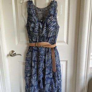 Daisy Fuentes Summer Dress Light & Flowy!